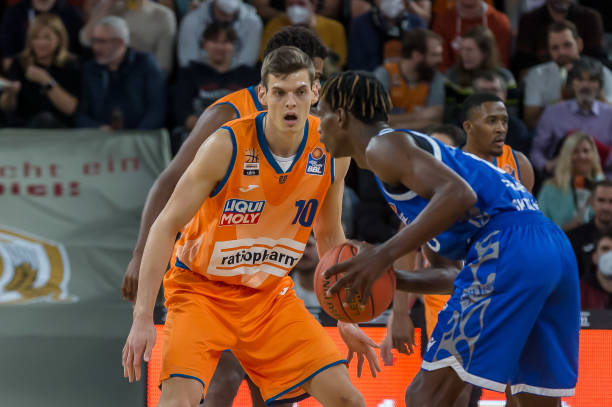 无论是在强 无论是在强