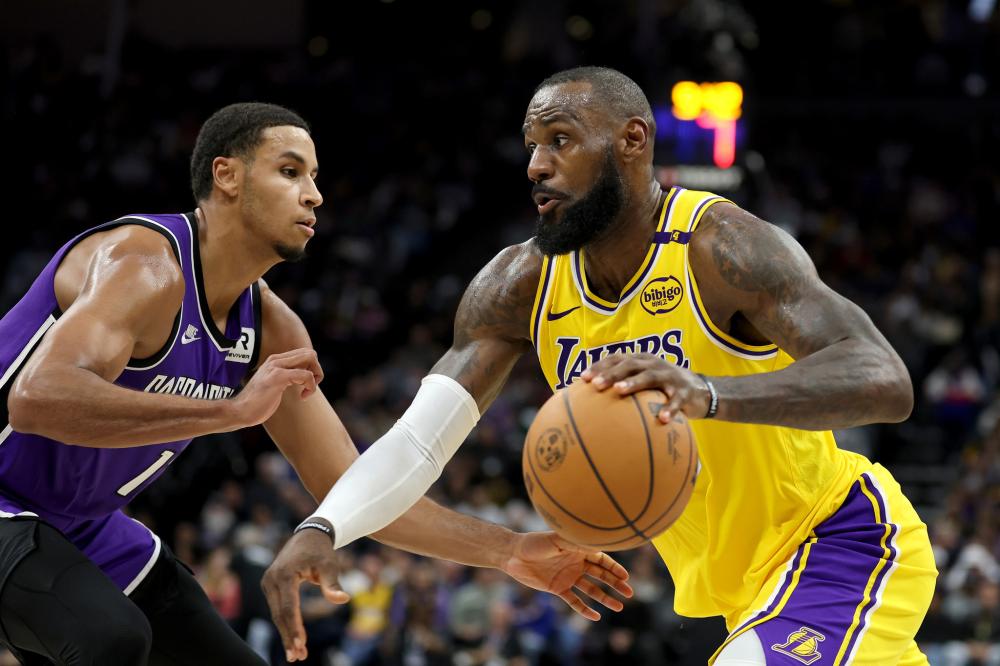 精神偶尔显 精神偶尔显