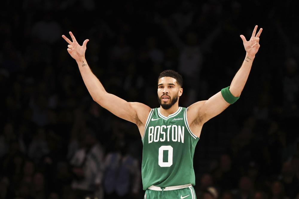 主席近日宣 主席近日宣